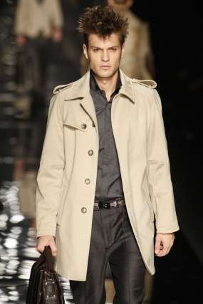 trench monopetto aw 9-10 John_Richmond_023.jpg